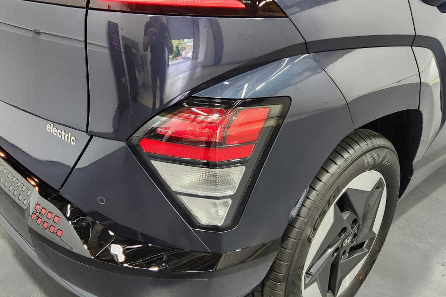 2024 Hyundai Kona SX2.V1  Electric SUV Image 9