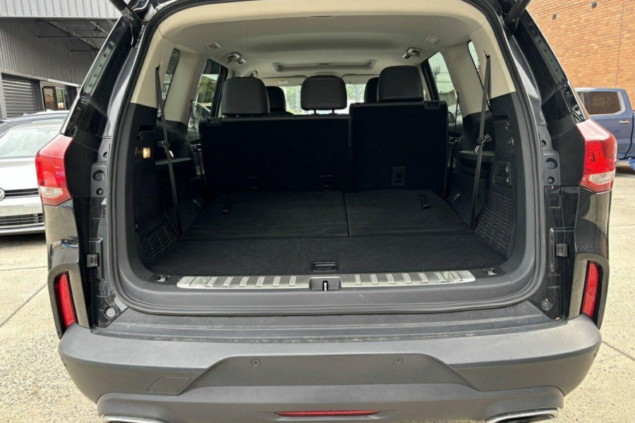 2022 LDV D90 SV9A Executive SUV Image 12