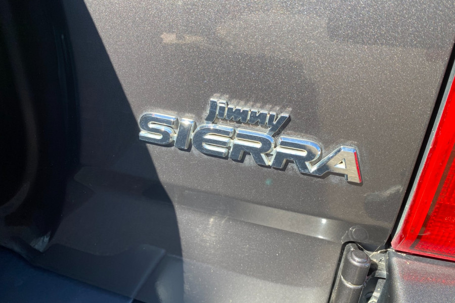 2015 Suzuki Jimny SN413 T6 Sierra Coupe Image 9