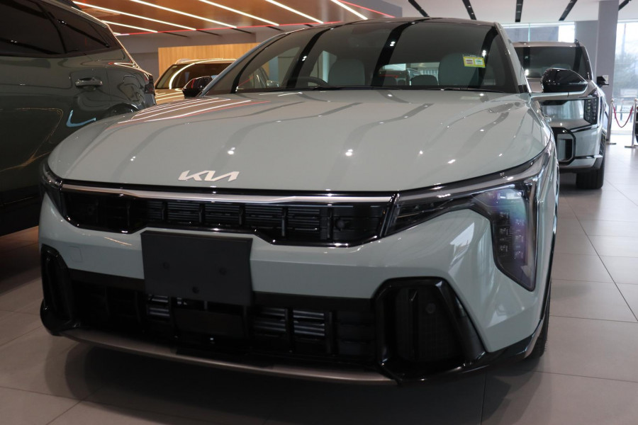 2026 Kia K4 CL4m GT-Line Hatch Image 6