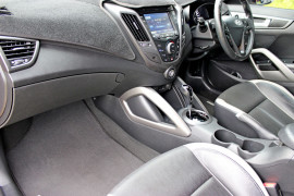 2012 Hyundai Veloster FS2 SR Turbo Coupe