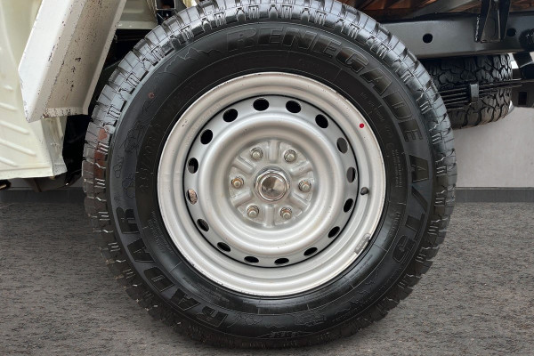2019 Mitsubishi Triton MR GLX Cab Chassis Image 5