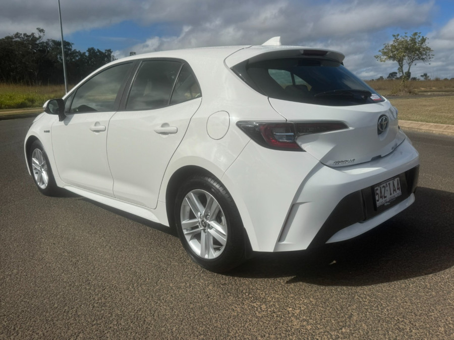 2018 Toyota Corolla ZWE211R Ascent Sport Hybrid Hatch Image 5