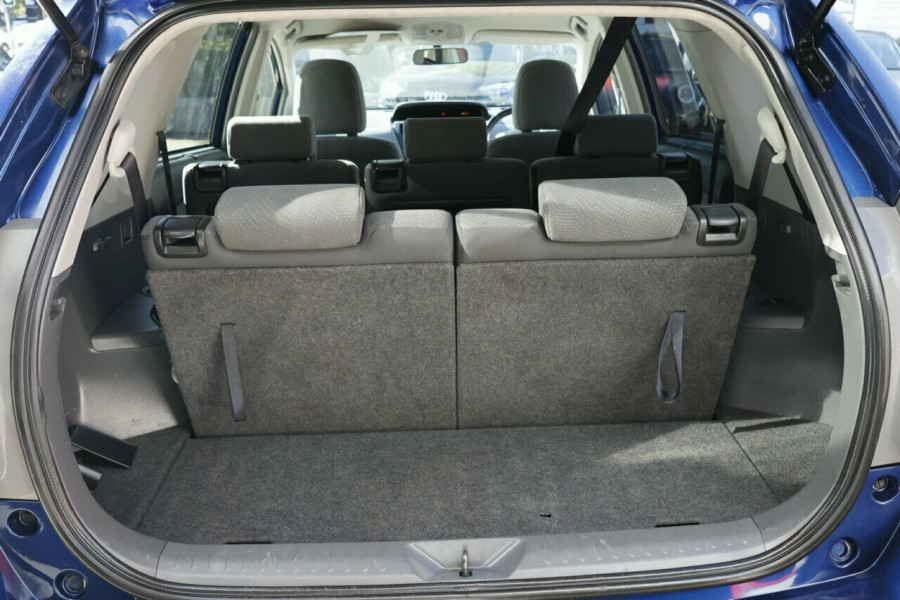 2013 Toyota Prius V ZVW40R  Wagon Image 23