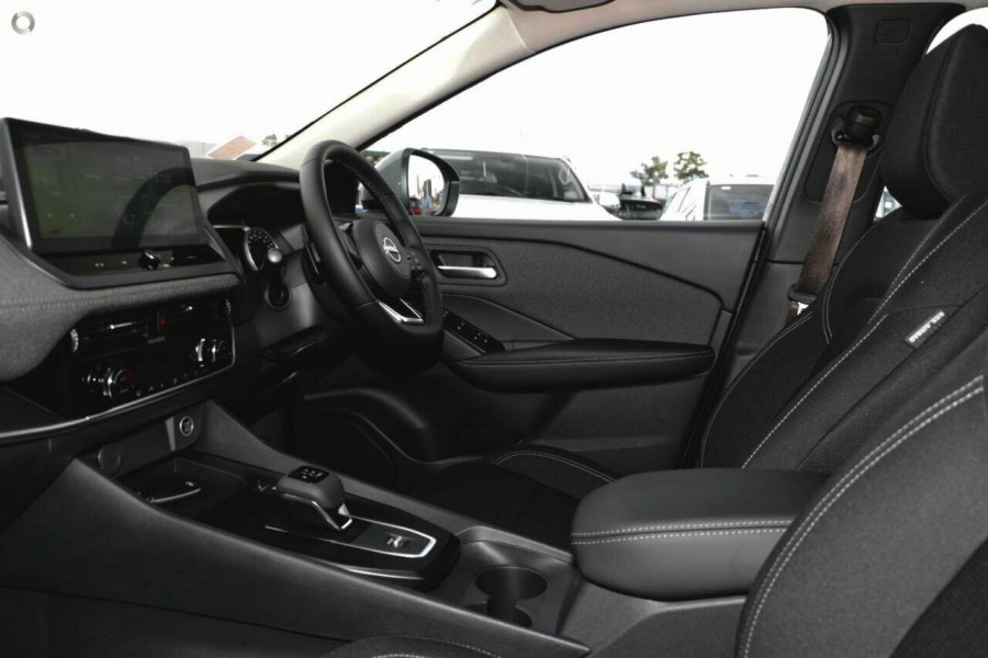 2024 MY25 Nissan QASHQAI J12 ST SUV Image 8