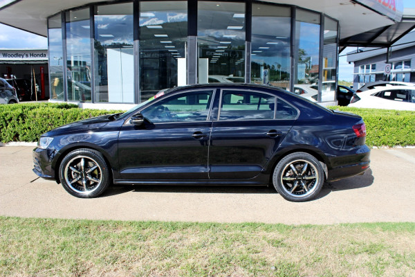 2017 MY16 Volkswagen Jetta 1B  118TSI 118TSI - Trendline Sedan Image 5