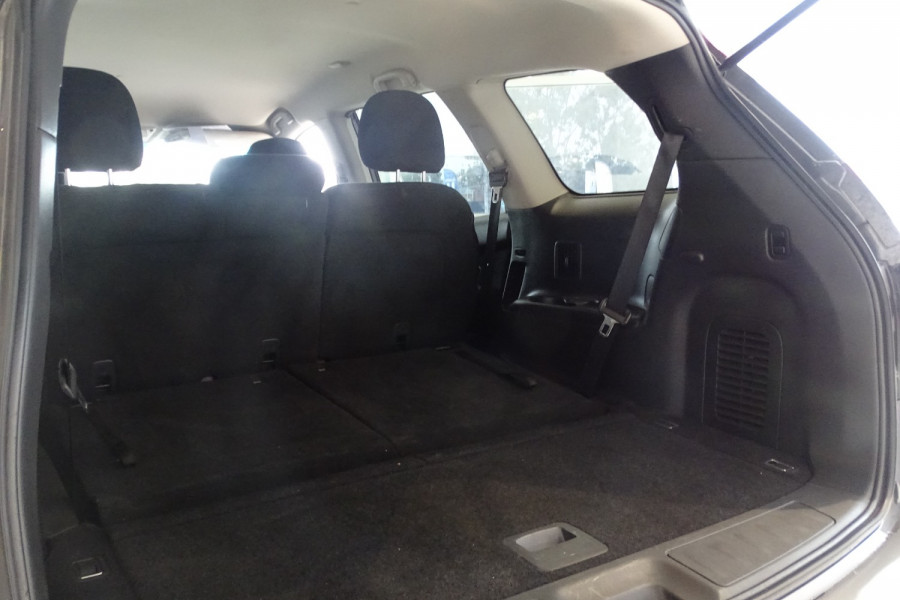 2016 MY15 Nissan Pathfinder R52 ST SUV Image 13
