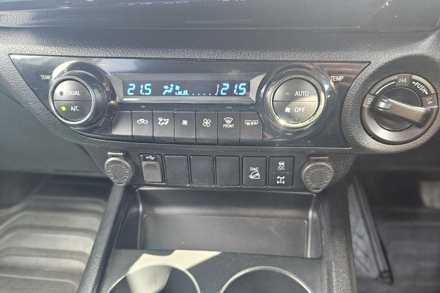 2021 Toyota HiLux GUN126R SR5 Dual Cab Pick Up Image 24