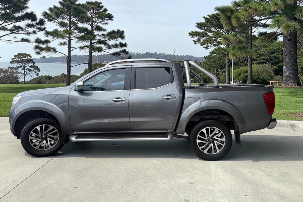 2018 Nissan Navara D23 Series 3 ST-X King Cab Pickup Image 4