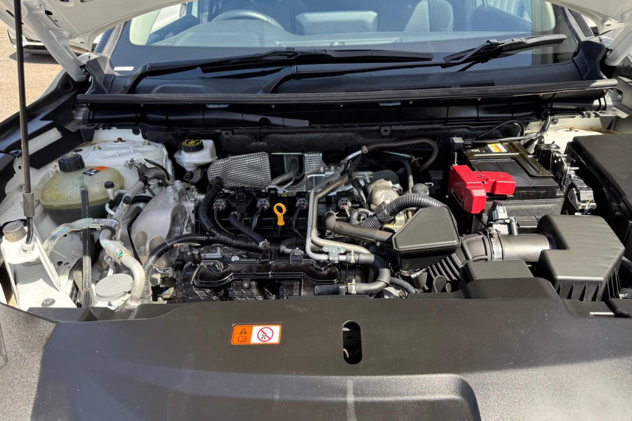 2022 MY22.5 Mitsubishi Outlander ZM LS SUV Image 29