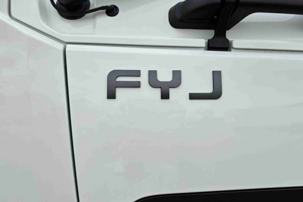 2025 Isuzu FYJ 320-355 AT R67 Cab Chassis Image 20