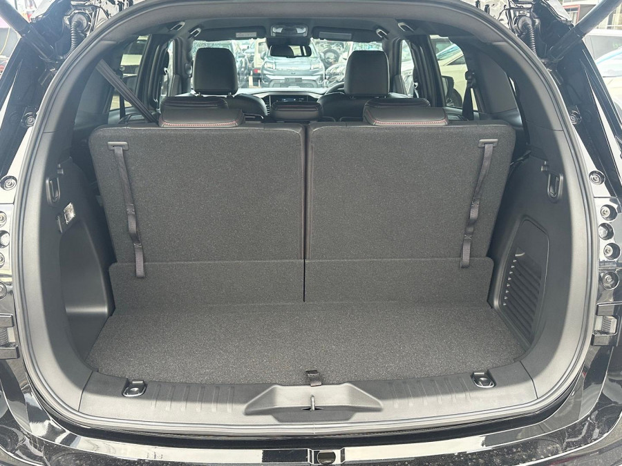 2026 MY25.5 Isuzu MU-X RJ X-TERRAIN SUV Image 46