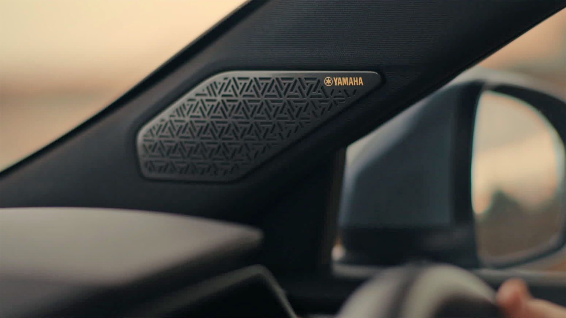 Dynamic sound all around. Image