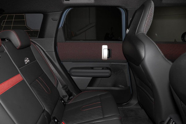 2026 MINI Countryman U25 S JCW Sport SUV image 9