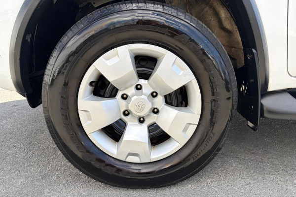 2017 Toyota Fortuner GUN156R GX SUV Image 11