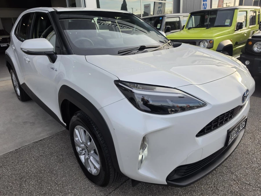2023 Toyota Yaris Cross MXPB10R GX SUV Image 1