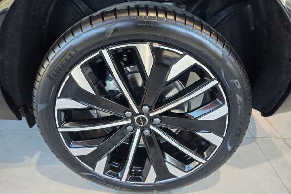 2026 Volvo XC60 UZ Ultra T8 Plug-in Hybrid Dark SUV Image 10