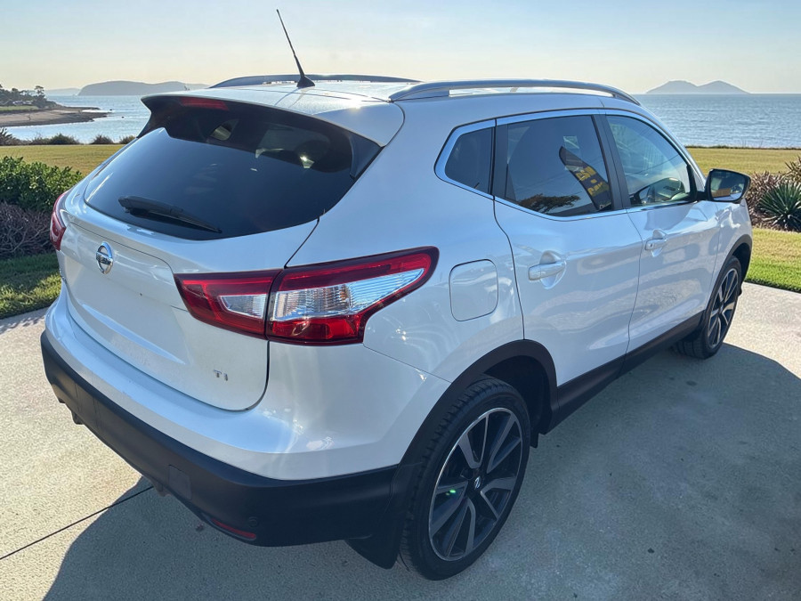 2017 Nissan QASHQAI J11 Ti SUV Image 3