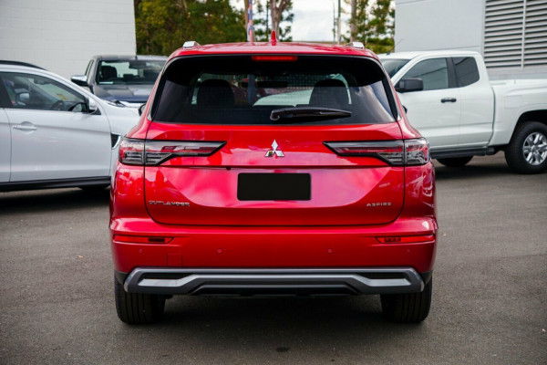 2025 Mitsubishi Outlander ZM Aspire SUV Image 3