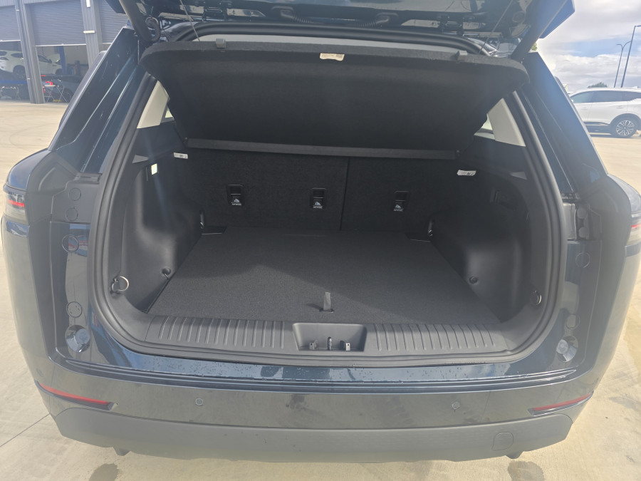 2026 Jaecoo J5  Summit SUV Image 7