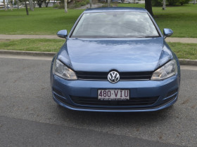 Volkswagen Golf 90TSI 7