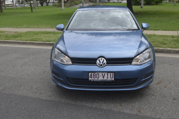 Volkswagen Golf 90TSI 7