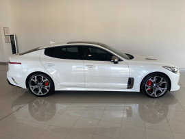 2019 Kia Stinger CK MY19 GT Sedan Image 5