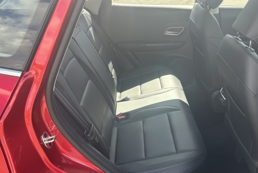 2025 MG ZS ZS32 Essence Turbo SUV Image 10