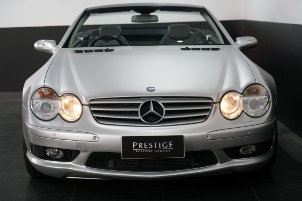 2003 Mercedes-Benz SL 55 AMG Convertible Image 10