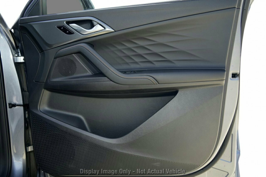2025 MG HS AS33P Super Hybrid Excite SUV Image 9