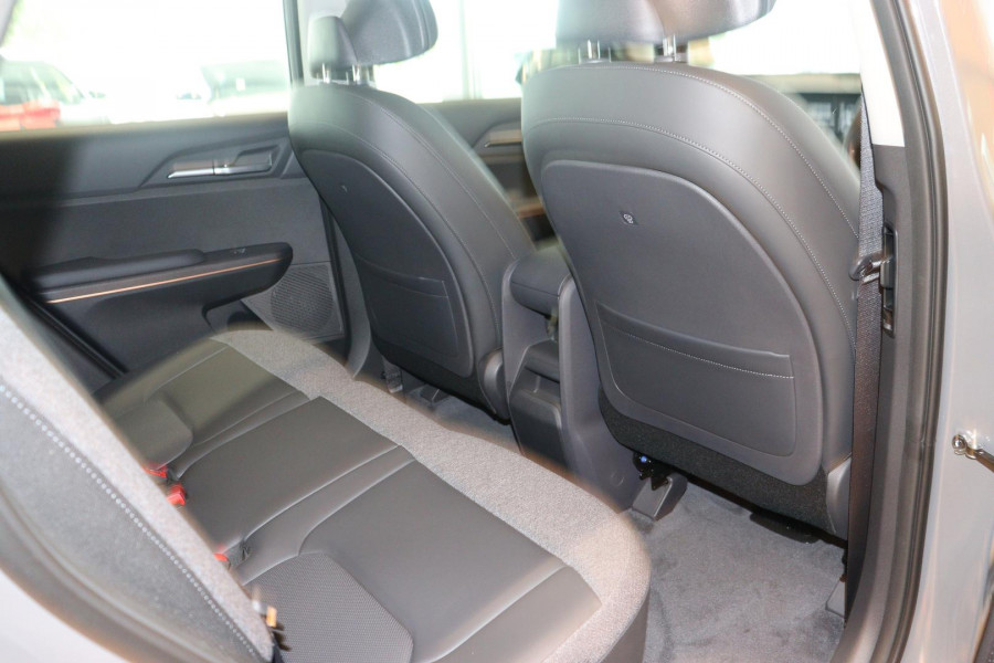2026 Kia EV5 OVc Air Standard Range SUV Image 25