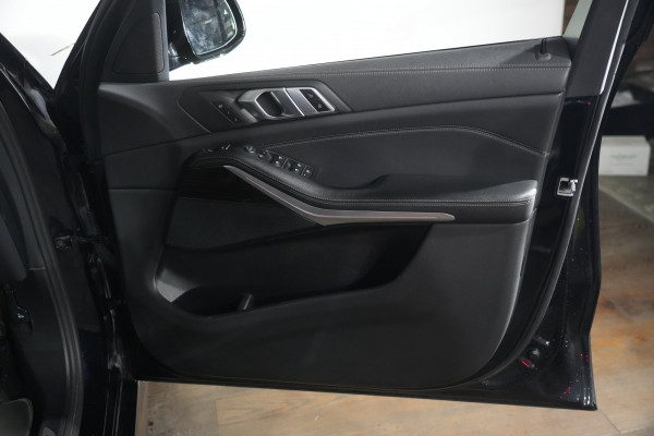 2021 BMW X5 xDrive30d SUV image 32