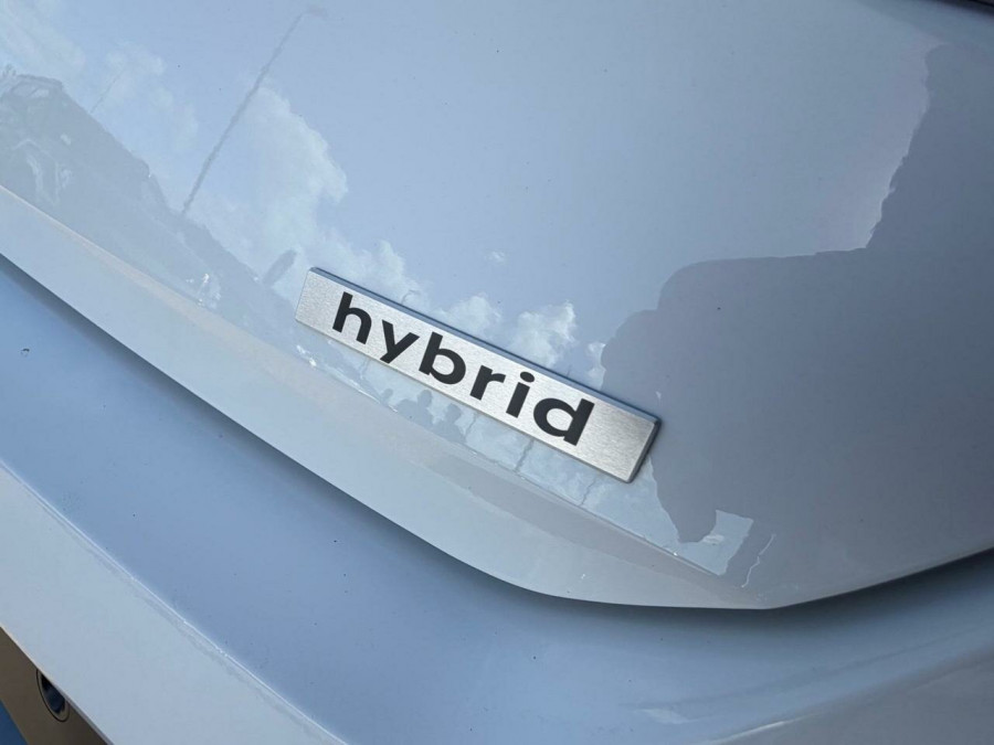 2024 MY25 Hyundai i30 CN7.V2 Elite Hybrid Sedan Image 14