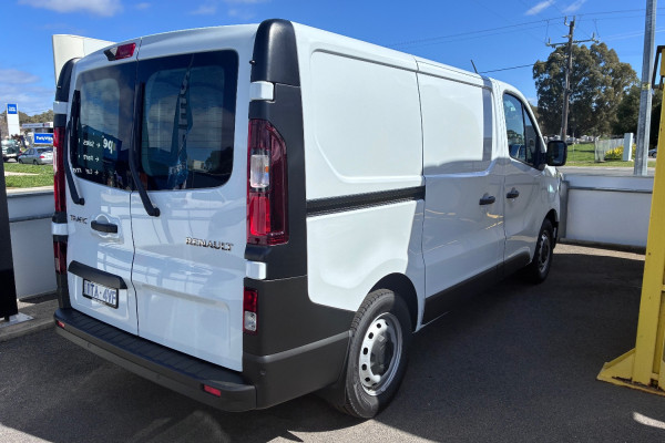 2026 Renault Trafic X82 Pro Van Image 6