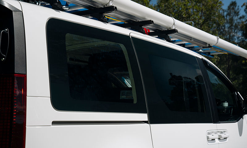 Rear quarter panel fixed glass - left side