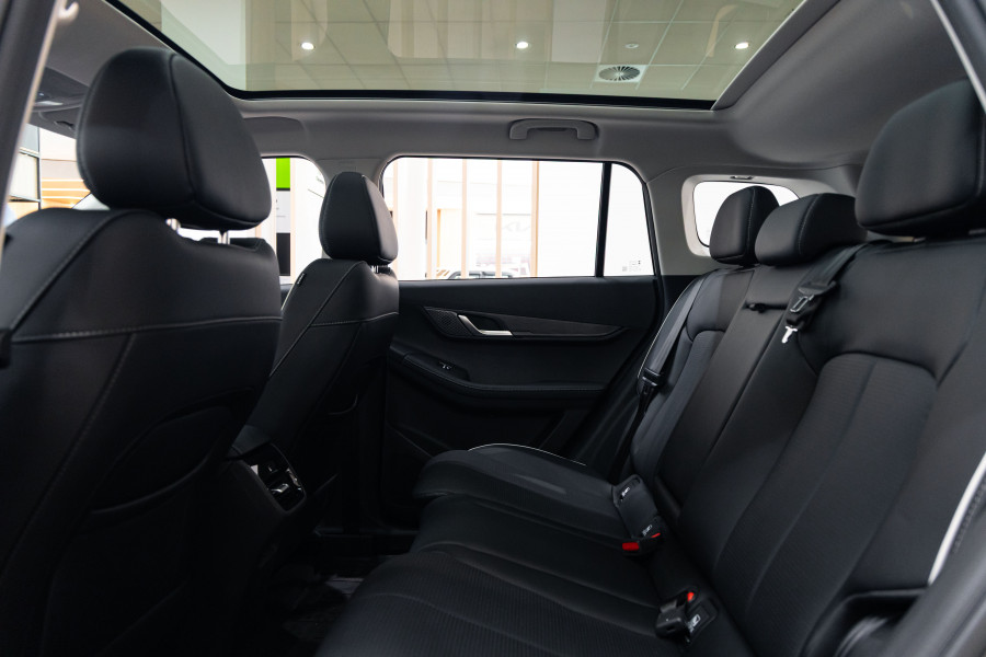 2026 Jaecoo J5  EV Summit SUV