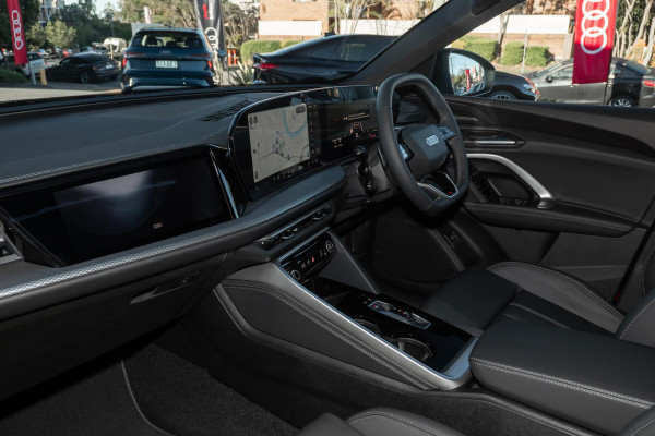 2026 Audi Q5 e-hybrid 270kW SUV