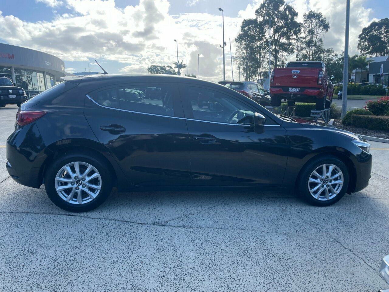 2017 Mazda 3 BN5278 Touring Sedan Image 4