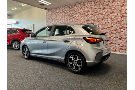 2025 MG 3 Essence 1.5P/Cvt Hatch