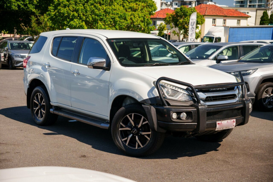 2021 Isuzu MU-X RJ LS-U SUV Image 1