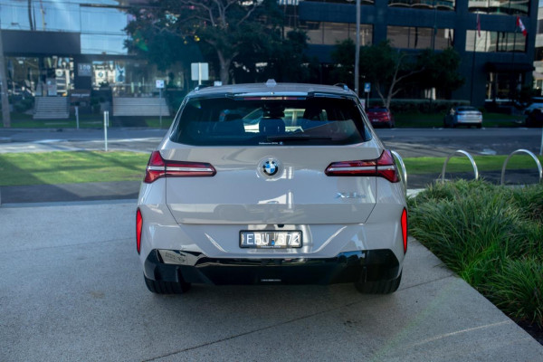 2025 BMW X3 G45 20 xDrive SUV image 5
