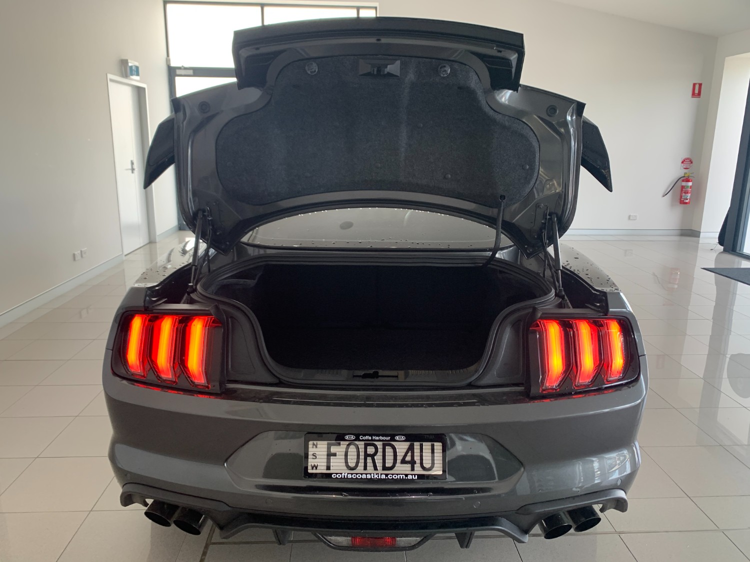 2019 Ford Mustang FN GT Fastback Coupe Image 9