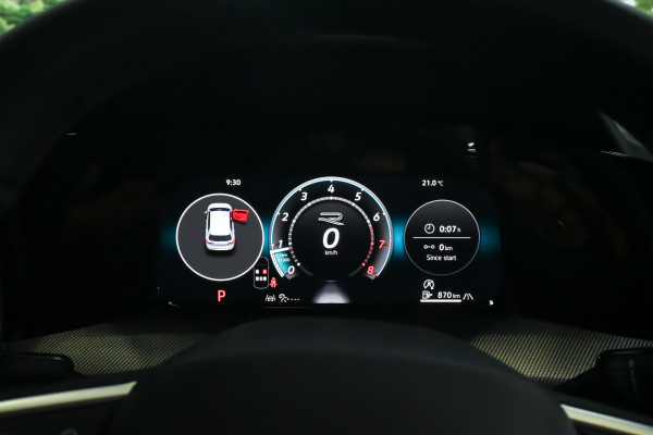 2025 Volkswagen Golf 8.5 110TSI R-Line Hatch image 23