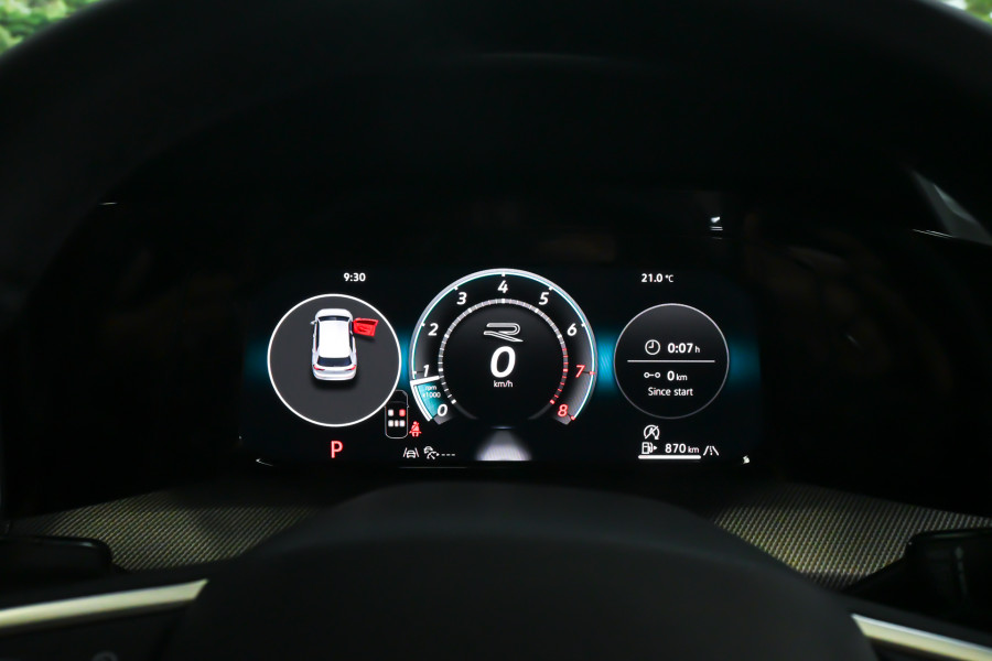 2025 Volkswagen Golf 8.5 110TSI R-Line Hatch