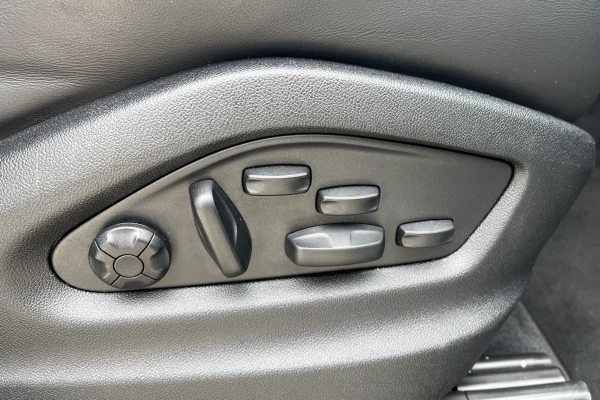 2024 Porsche Cayenne 9YA II GTS SUV Image 20