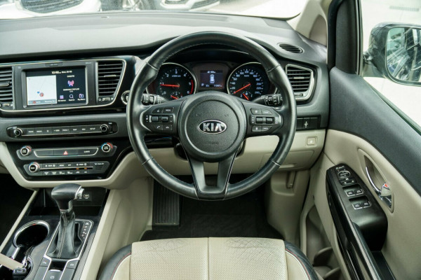 2018 MY19 Kia Carnival YP SLi People Mover Image 12