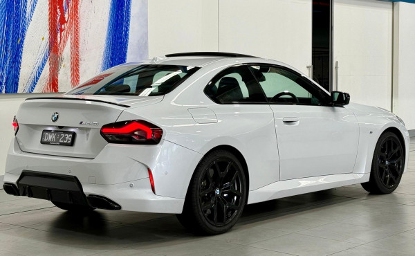 2025 BMW 2 Series G42 M240i xDrive Coupe image 4