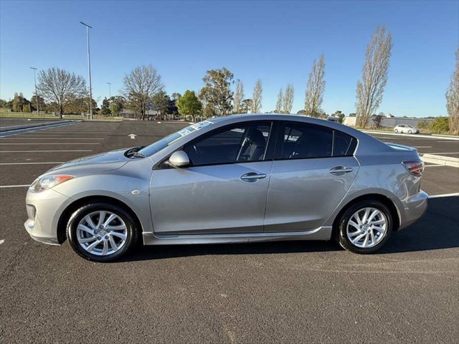 2012 Mazda 3 Maxx Sport Sedan Image 7