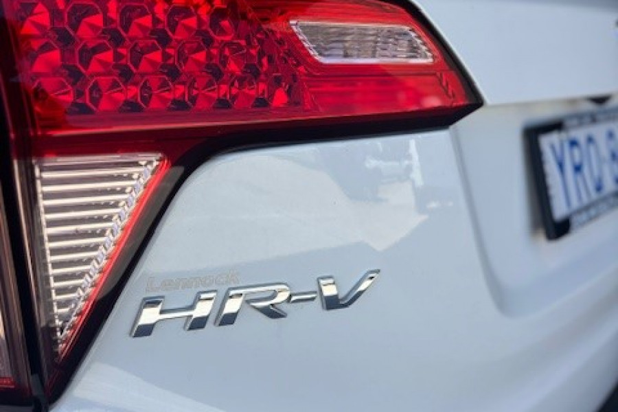 2017 Honda HR-V VTi SUV Image 24