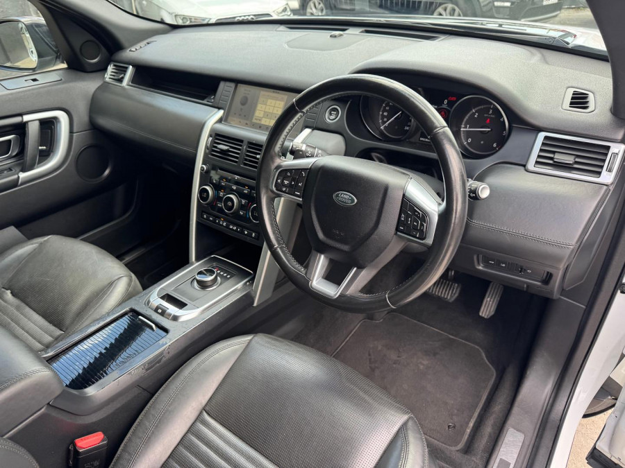 2018 Land Rover Discovery Sport L550 HSE Luxury SUV Image 15
